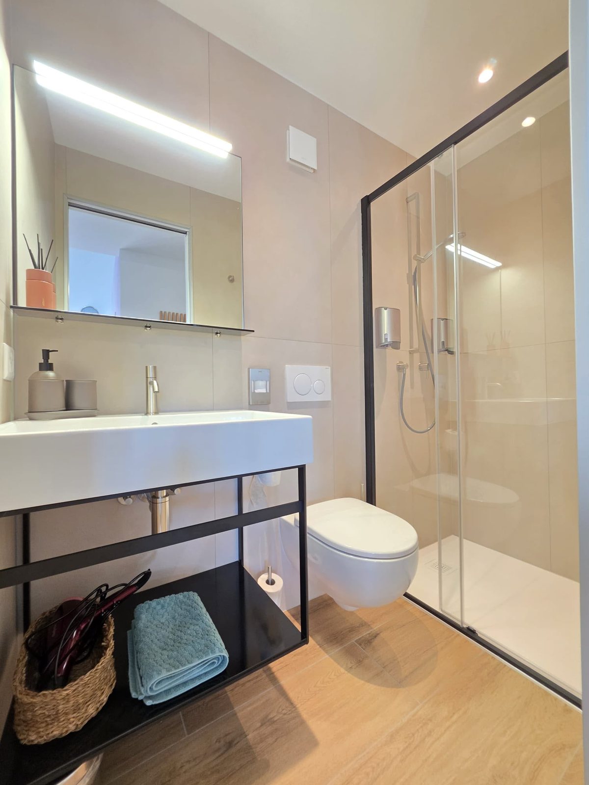 Il bagno privato di Lavanda con la doccia